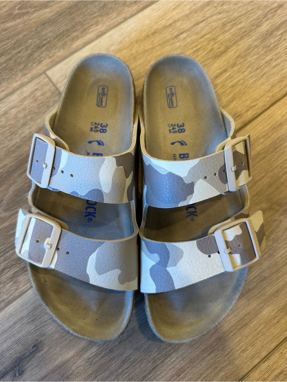 Birkenstock Women’s Camo Sandals - Beige & Brown!!! BARELY WORN